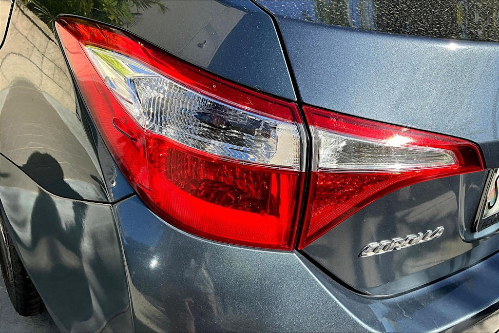 Thumbnail: 2016 Toyota Corolla - 32