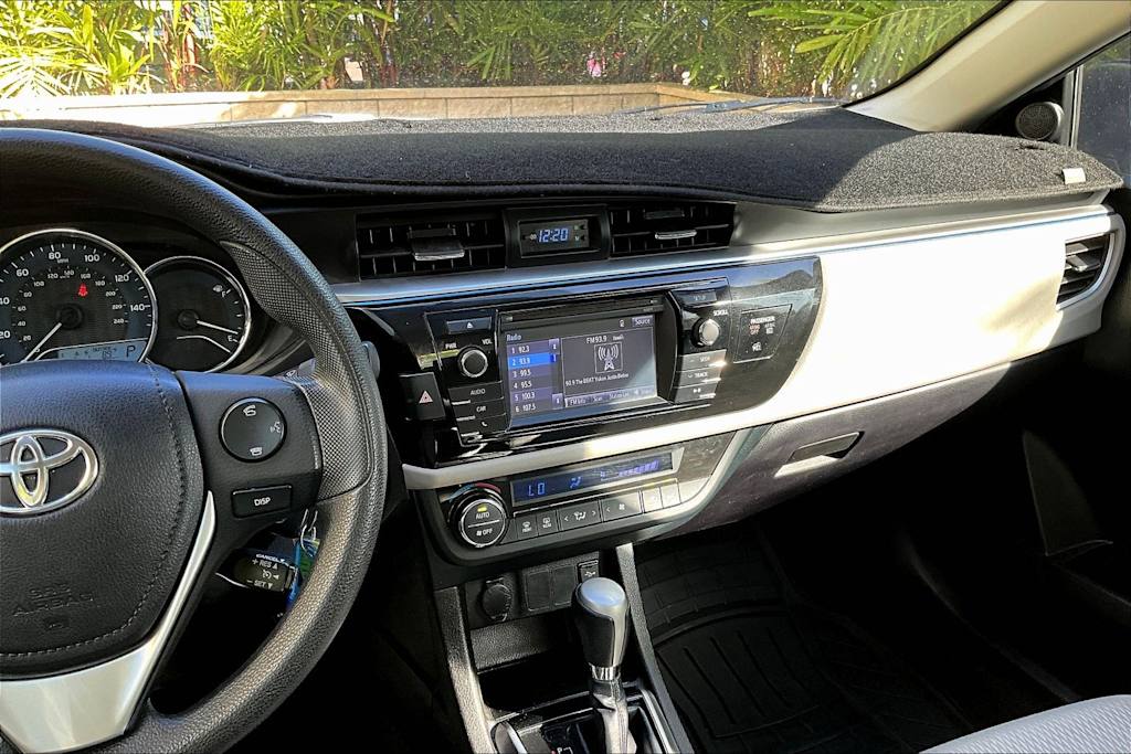 Thumbnail: 2016 Toyota Corolla - 15