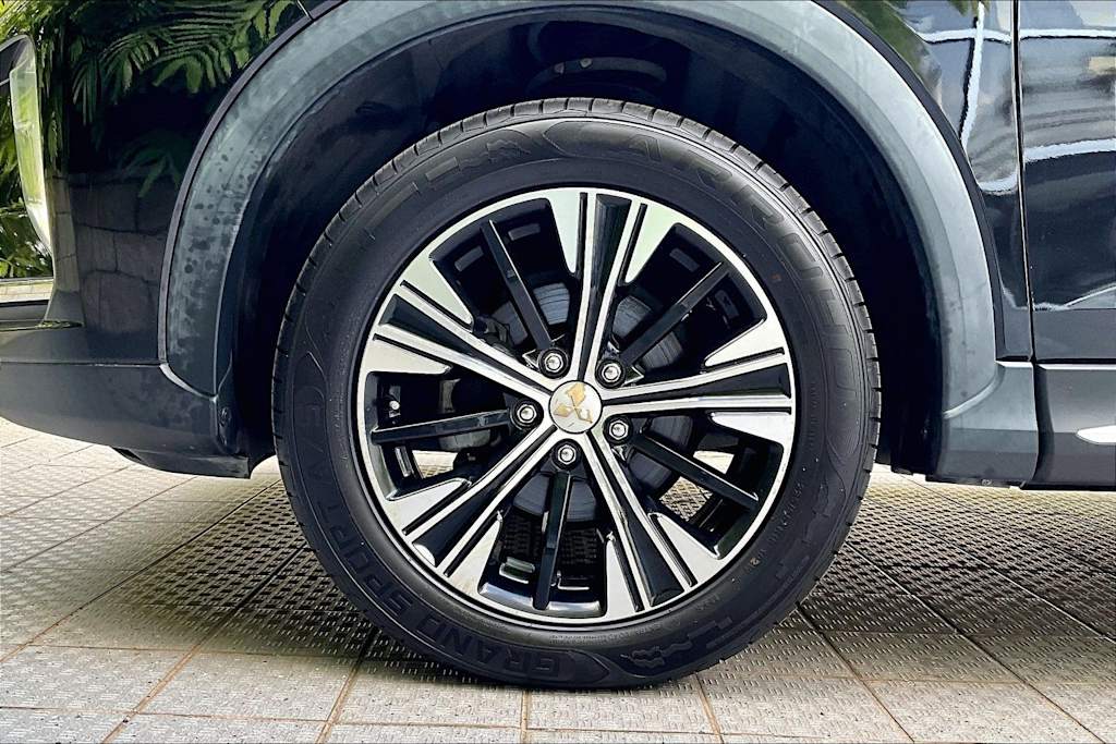 Thumbnail: 2018 Mitsubishi Eclipse Cross - 8