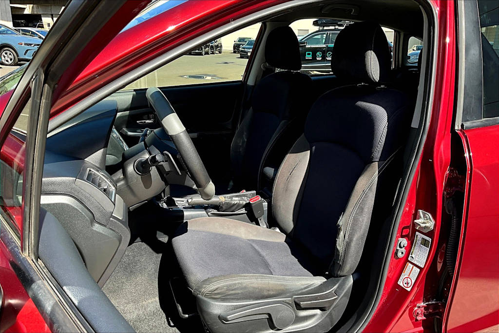 2016 Subaru Impreza Premium 11