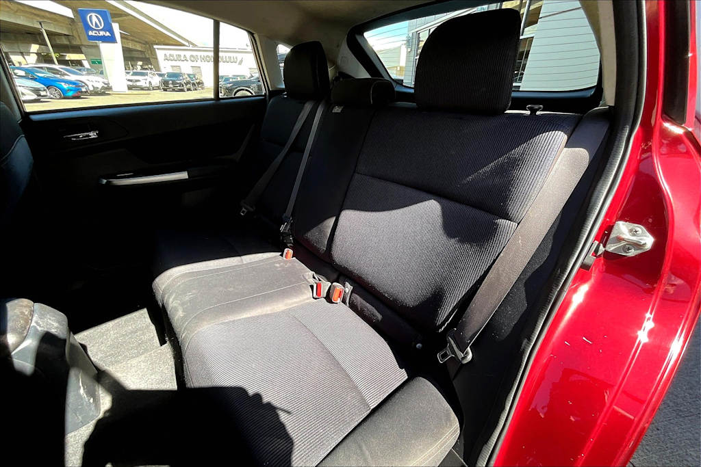 2016 Subaru Impreza Premium 29