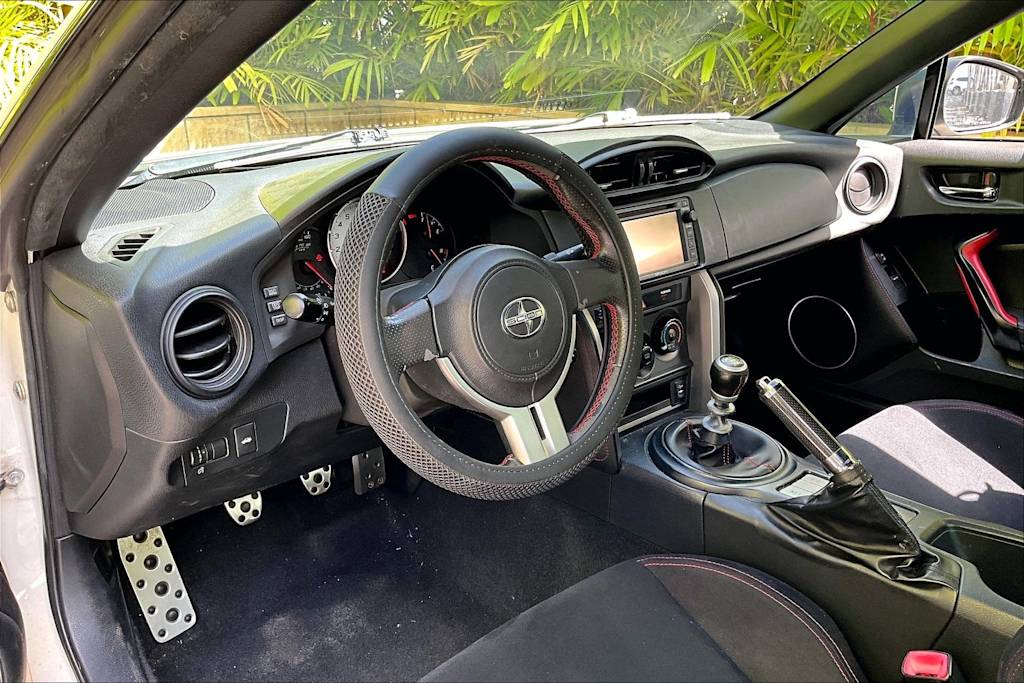 Thumbnail: 2014 Scion FR-S - 2