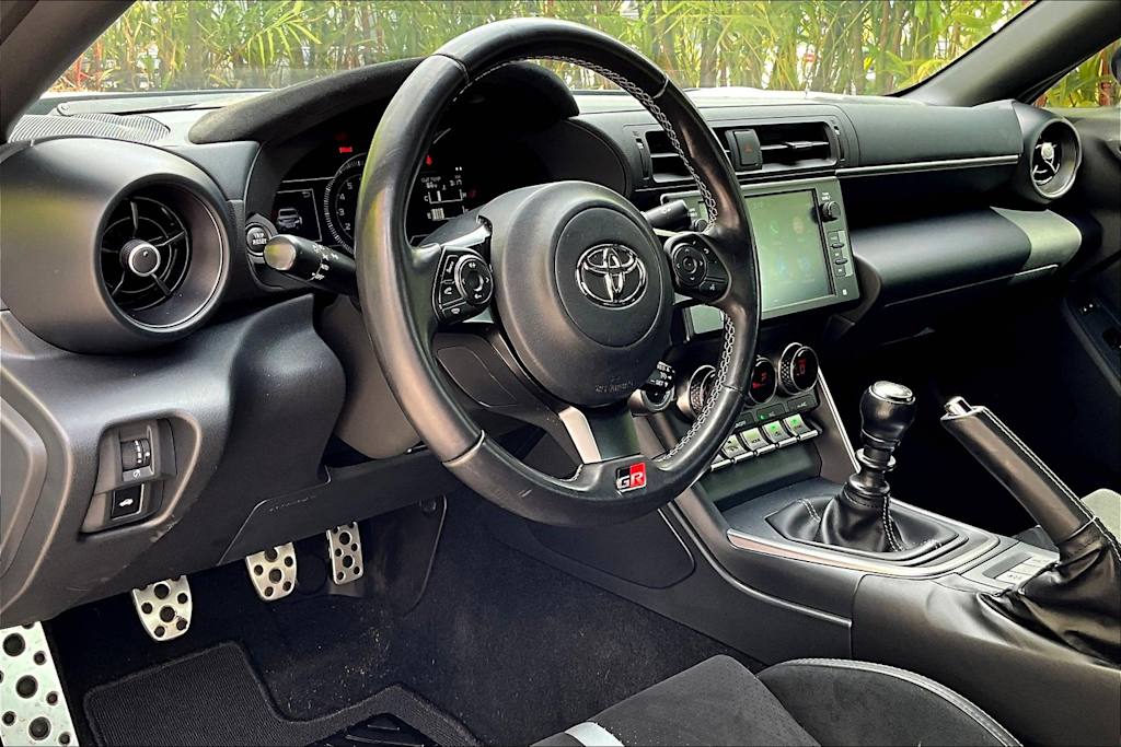 2023 Toyota GR86 Premium 2