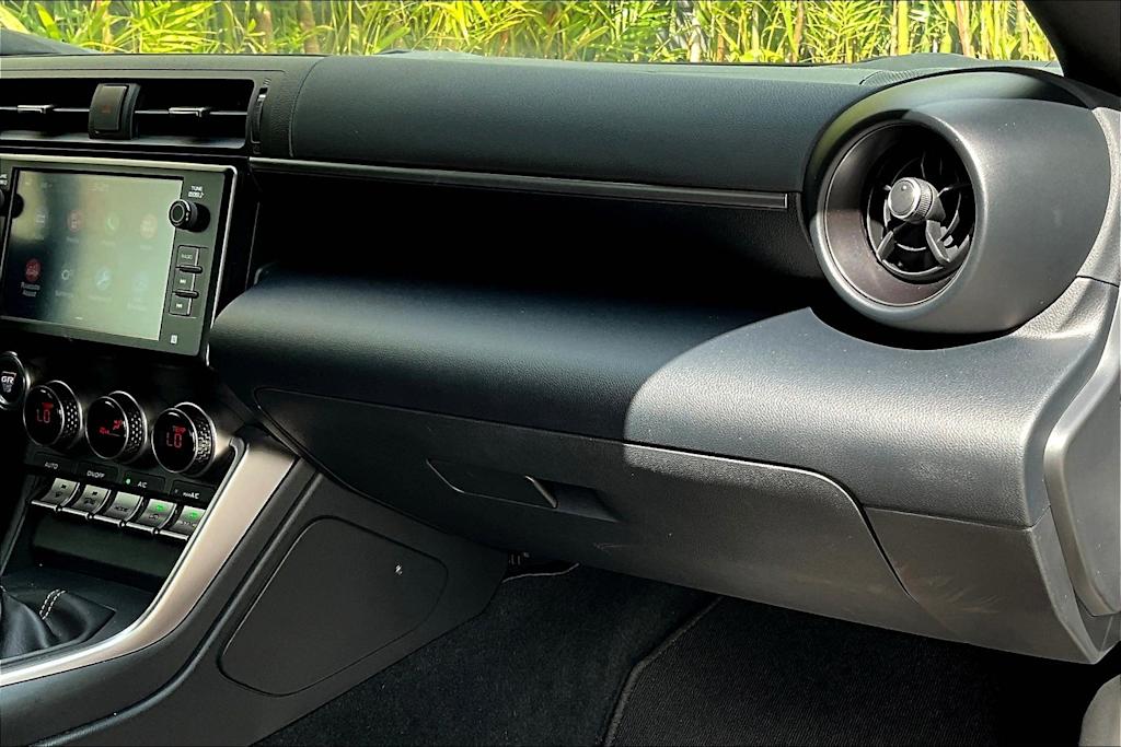 2023 Toyota GR86 Premium 23