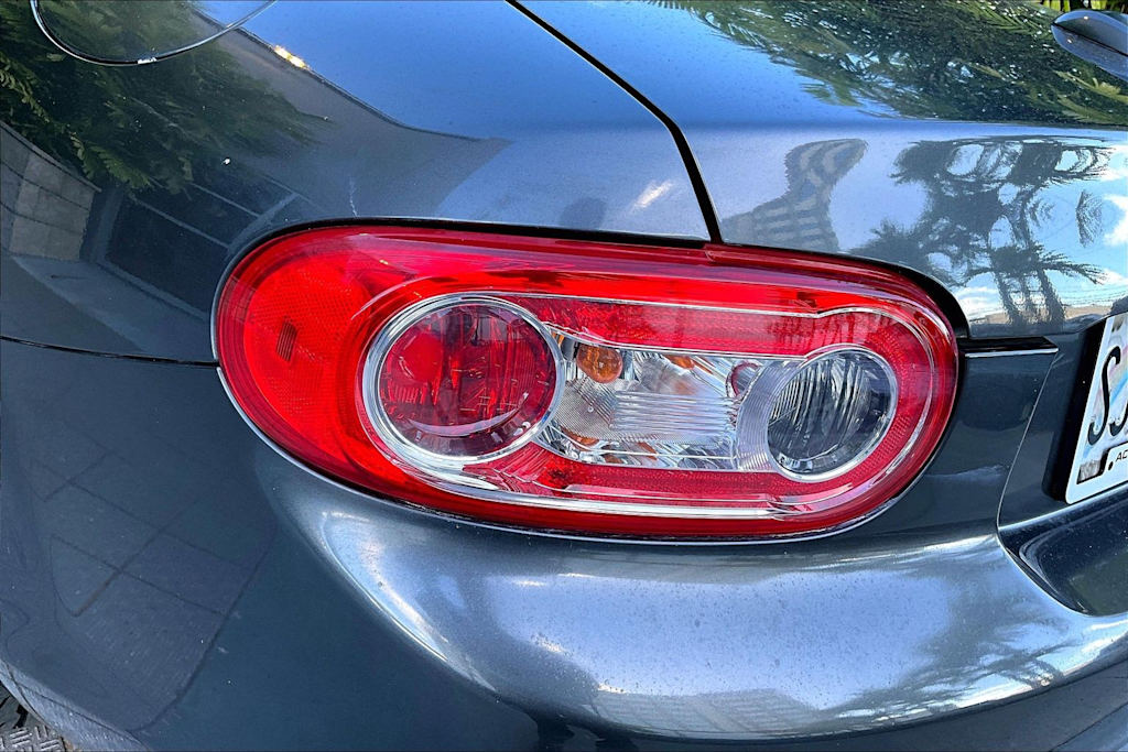 Thumbnail: 2014 Mazda MX-5 Miata - 31