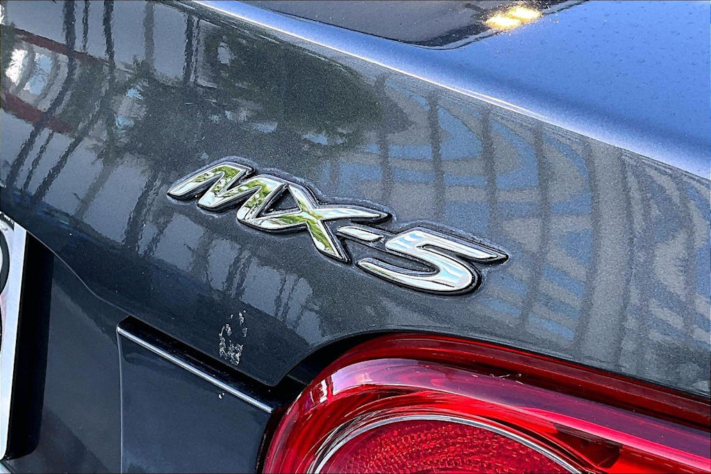 Thumbnail: 2014 Mazda MX-5 Miata - 7