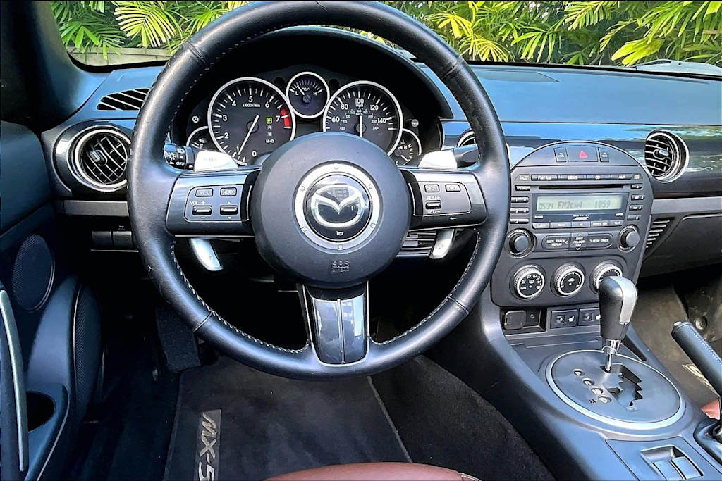 Thumbnail: 2014 Mazda MX-5 Miata - 14
