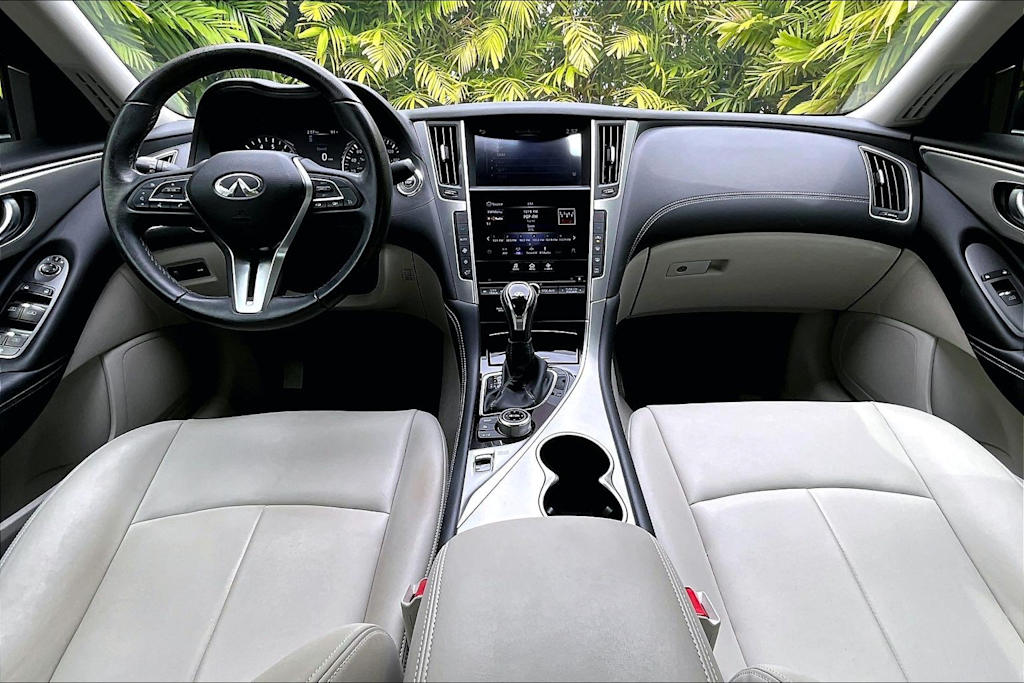 Thumbnail: 2020 INFINITI Q50 - 10