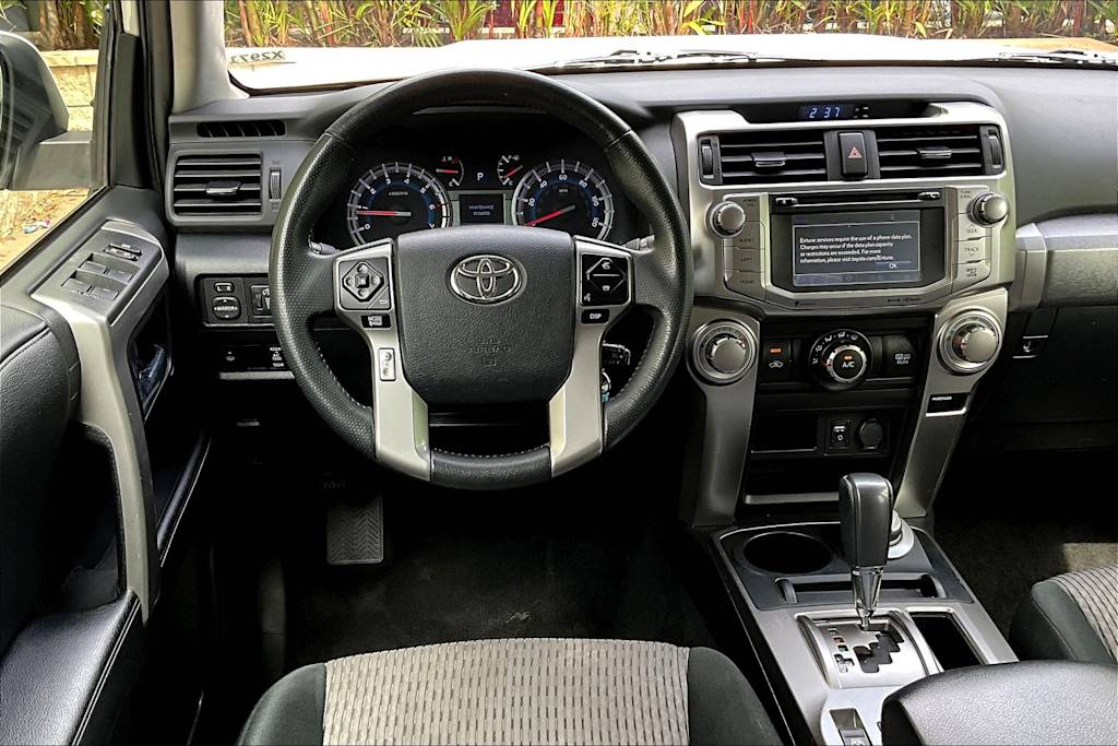2019 Toyota 4Runner SR5 14