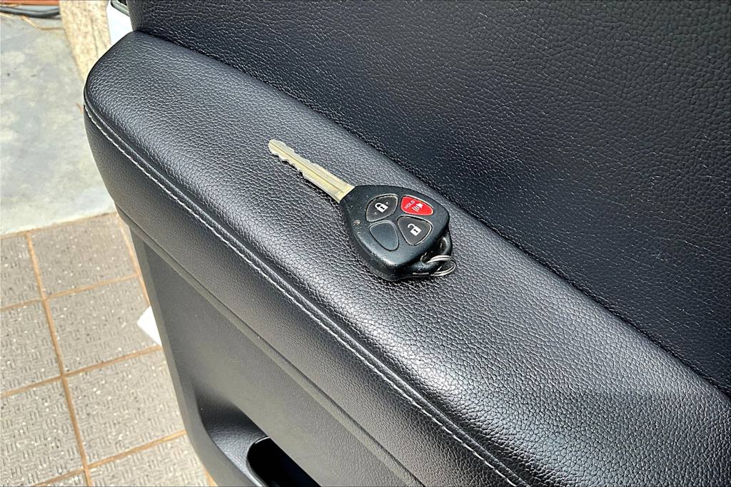 2019 Toyota 4Runner SR5 19