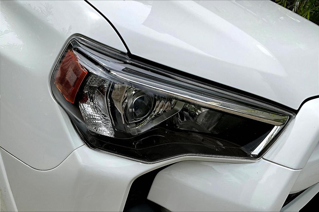 2019 Toyota 4Runner SR5 31
