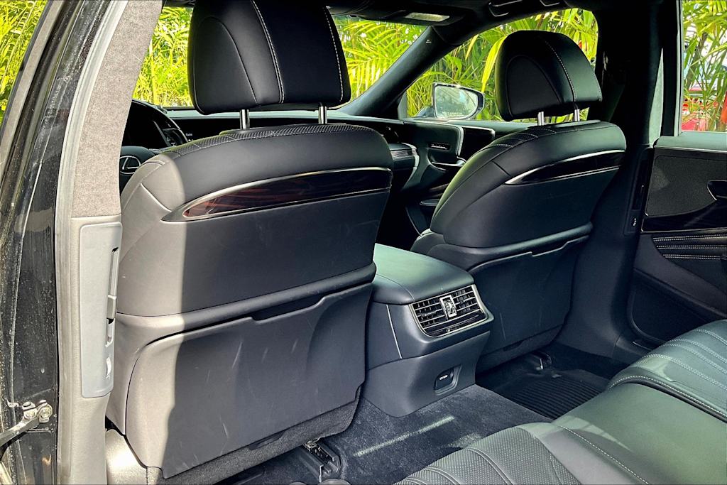 Thumbnail: 2018 Lexus LS - 13