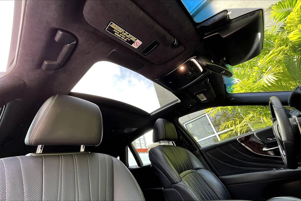 Thumbnail: 2018 Lexus LS - 30