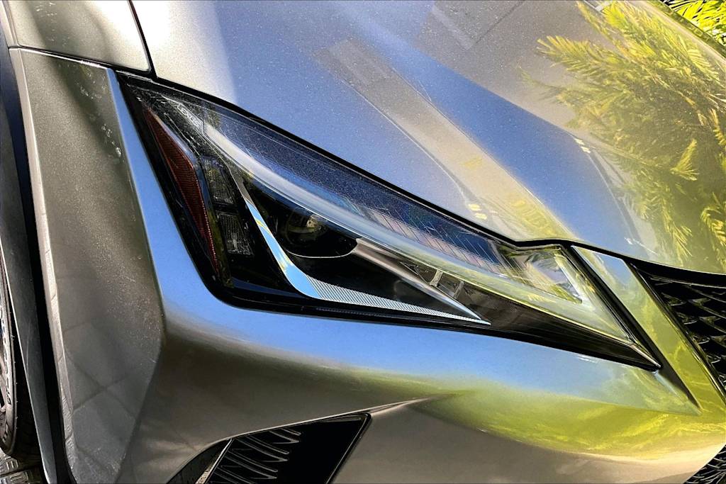 Thumbnail: 2020 Lexus UX - 31