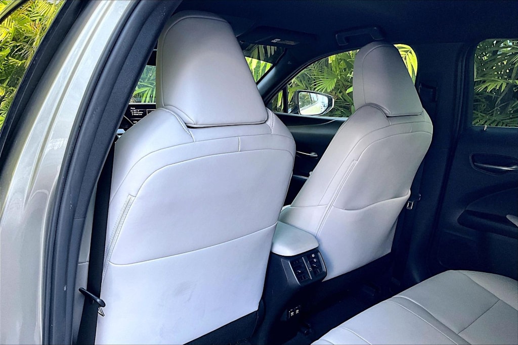 Thumbnail: 2019 Lexus UX - 13