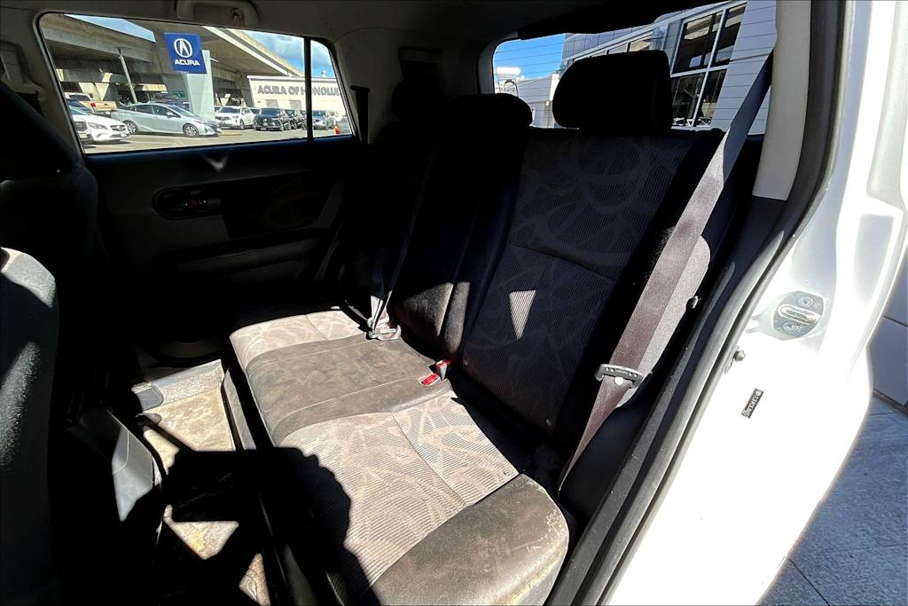 2014 Scion xB Base 13
