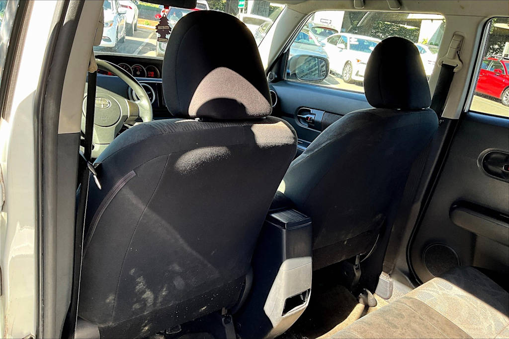 2014 Scion xB Base 12