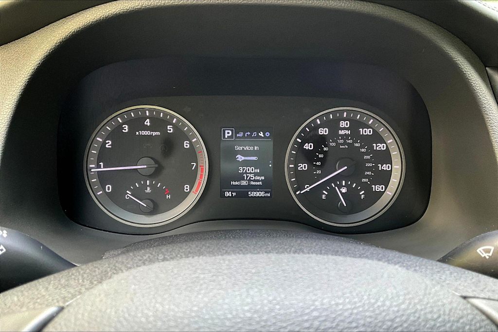 Thumbnail: 2016 Hyundai Tucson - 18