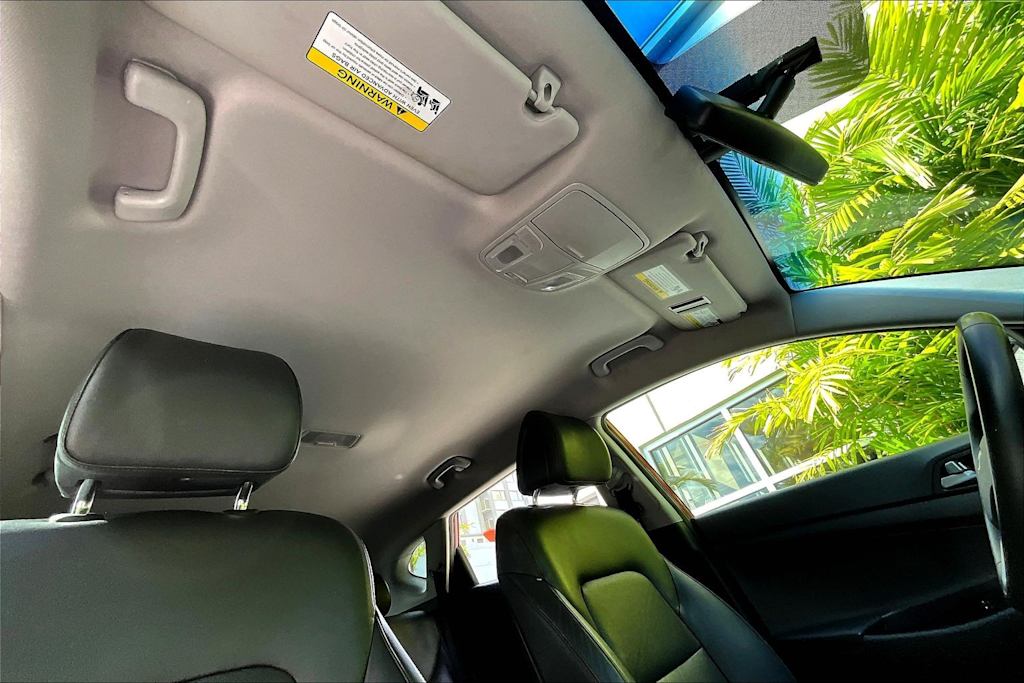 Thumbnail: 2016 Hyundai Tucson - 30