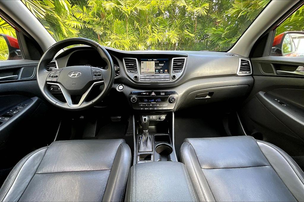 Thumbnail: 2016 Hyundai Tucson - 10