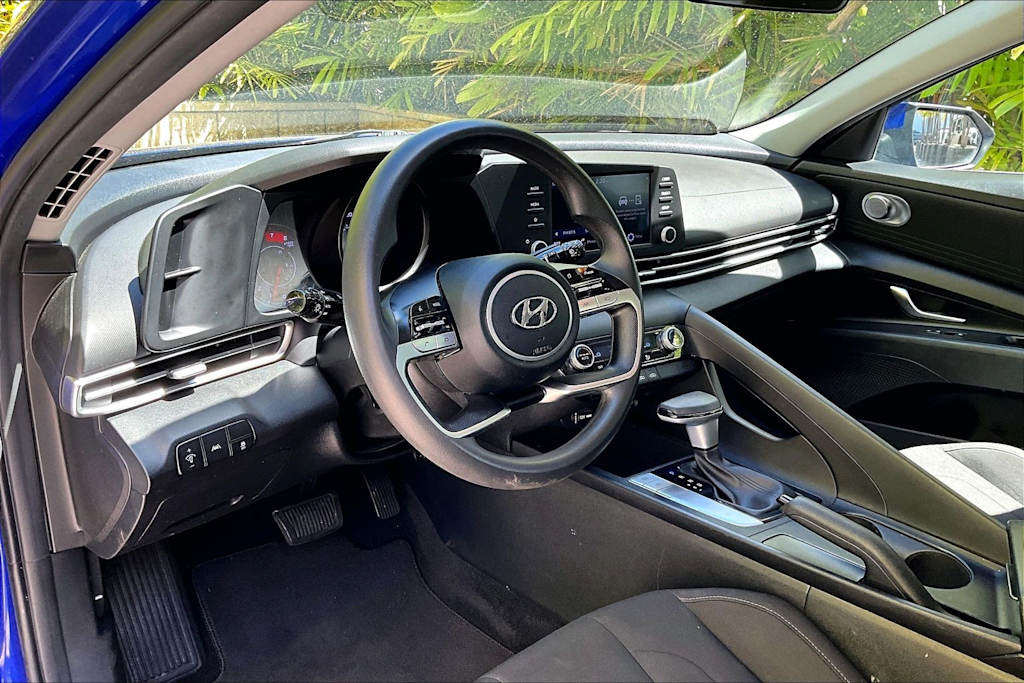 Thumbnail: 2023 Hyundai Elantra - 2