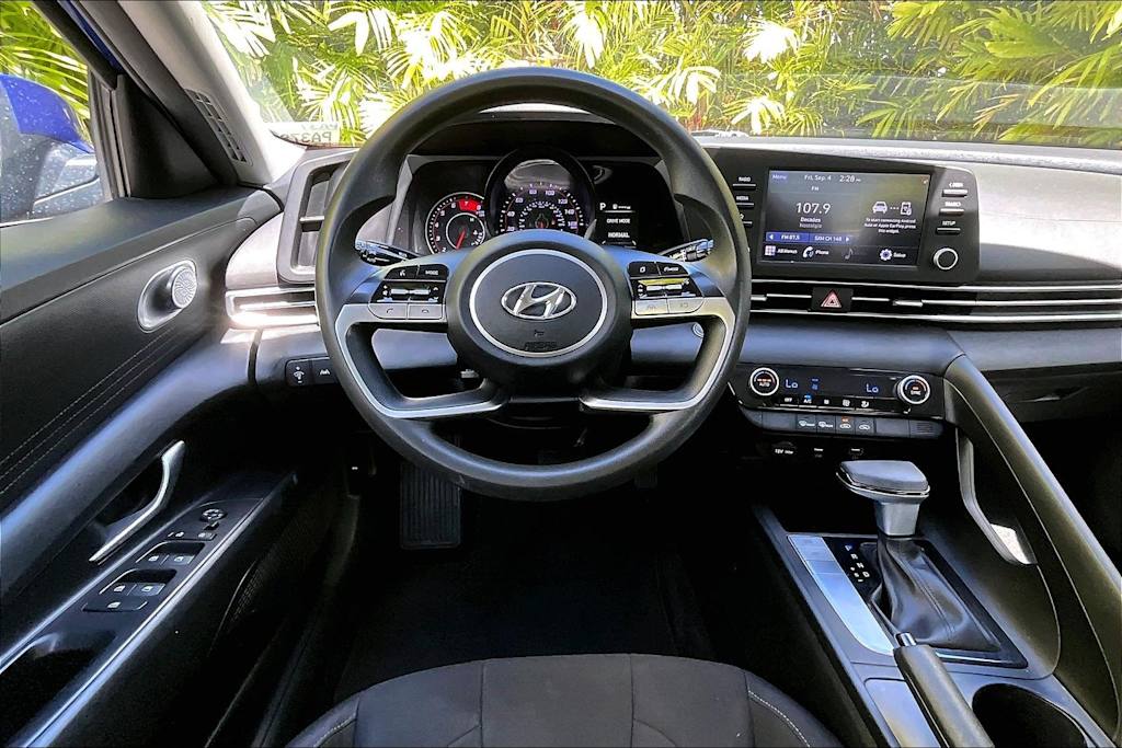 Thumbnail: 2023 Hyundai Elantra - 14