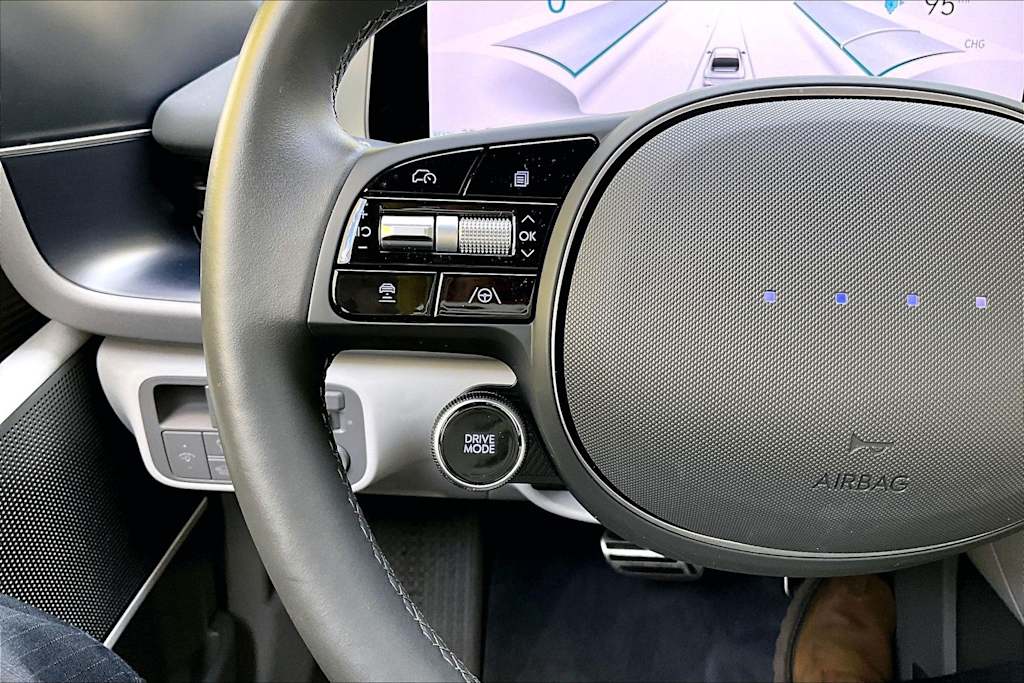 Thumbnail: 2025 Hyundai Ioniq 6 - 25