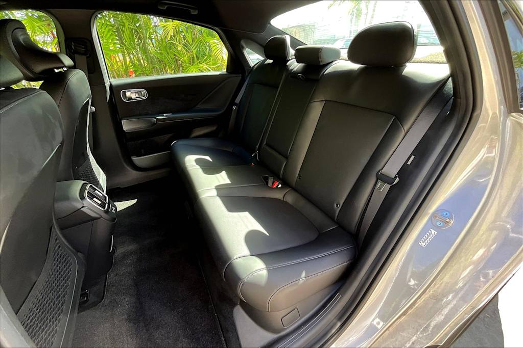 Thumbnail: 2023 Hyundai Ioniq 6 - 29