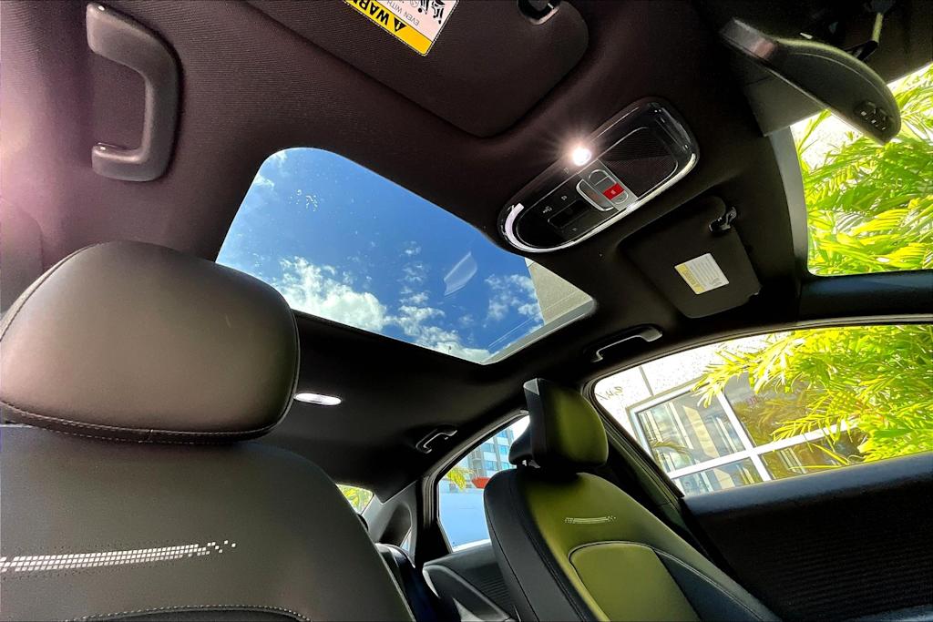 Thumbnail: 2023 Hyundai Ioniq 6 - 30