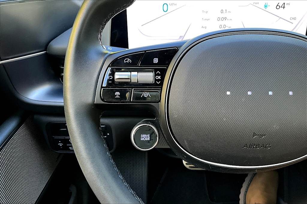 Thumbnail: 2023 Hyundai Ioniq 6 - 24