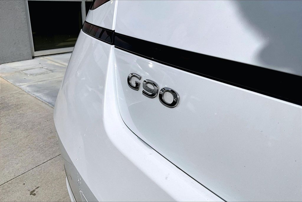 Thumbnail: 2023 Genesis G90 - 7