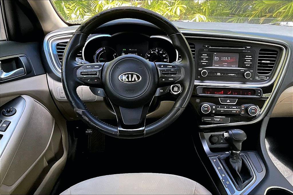 Thumbnail: 2015 Kia Optima - 14