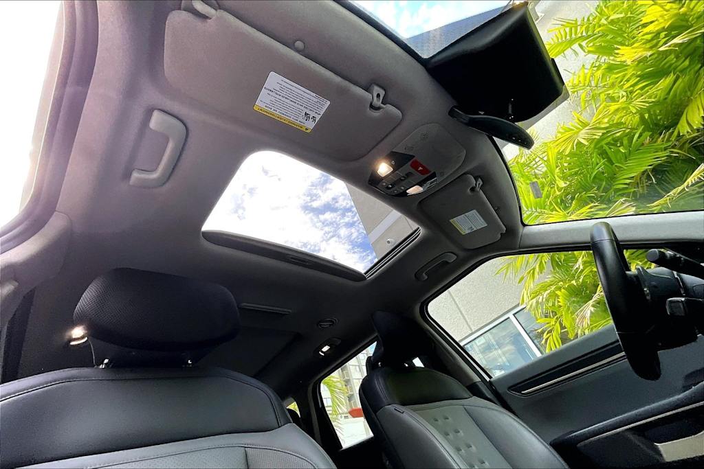Thumbnail: 2024 Kia EV9 - 30