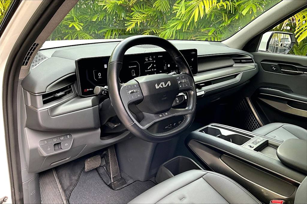Thumbnail: 2024 Kia EV9 - 2