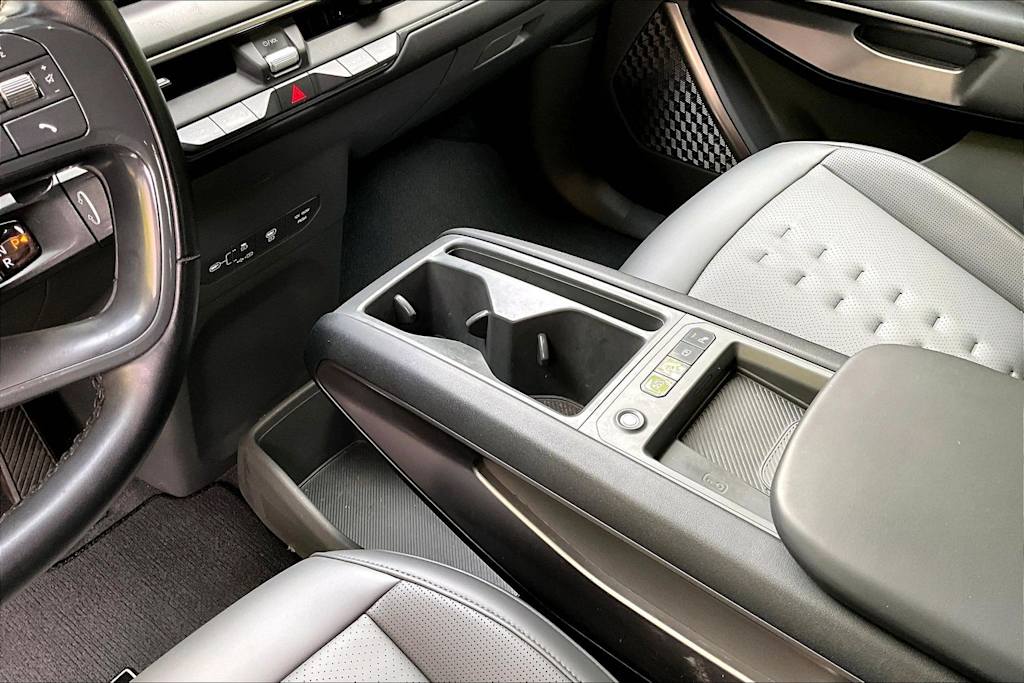 Thumbnail: 2024 Kia EV9 - 15