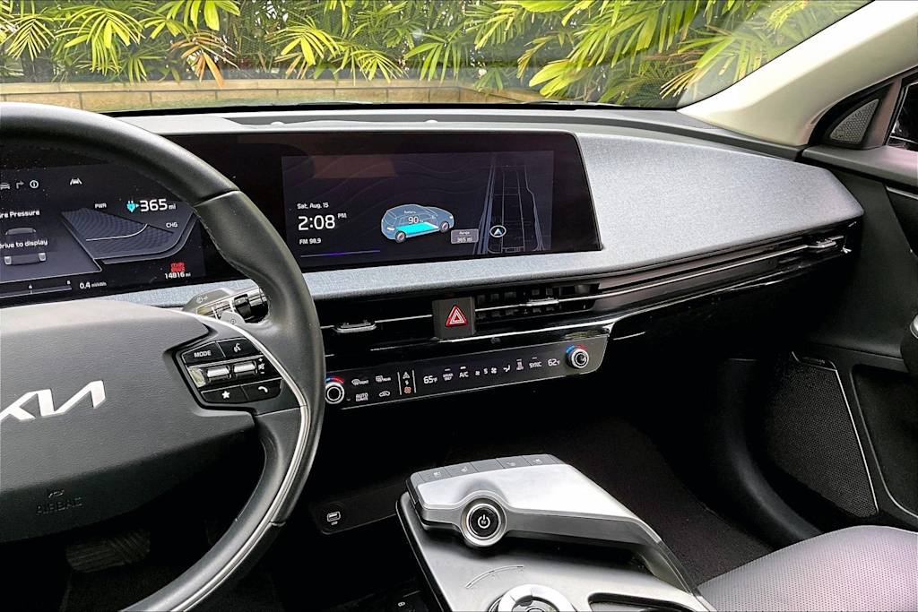 Thumbnail: 2023 Kia EV6 - 14