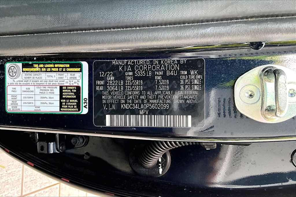 Thumbnail: 2023 Kia EV6 - 20