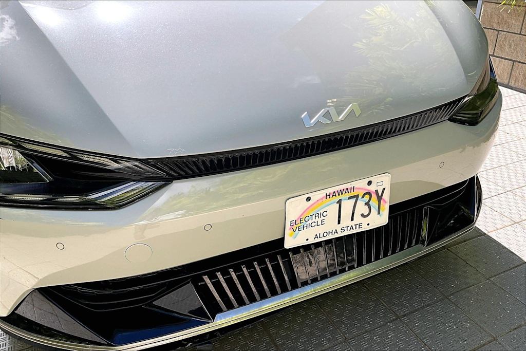 Thumbnail: 2022 Kia EV6 - 32