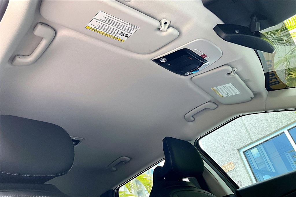 Thumbnail: 2022 Kia EV6 - 30