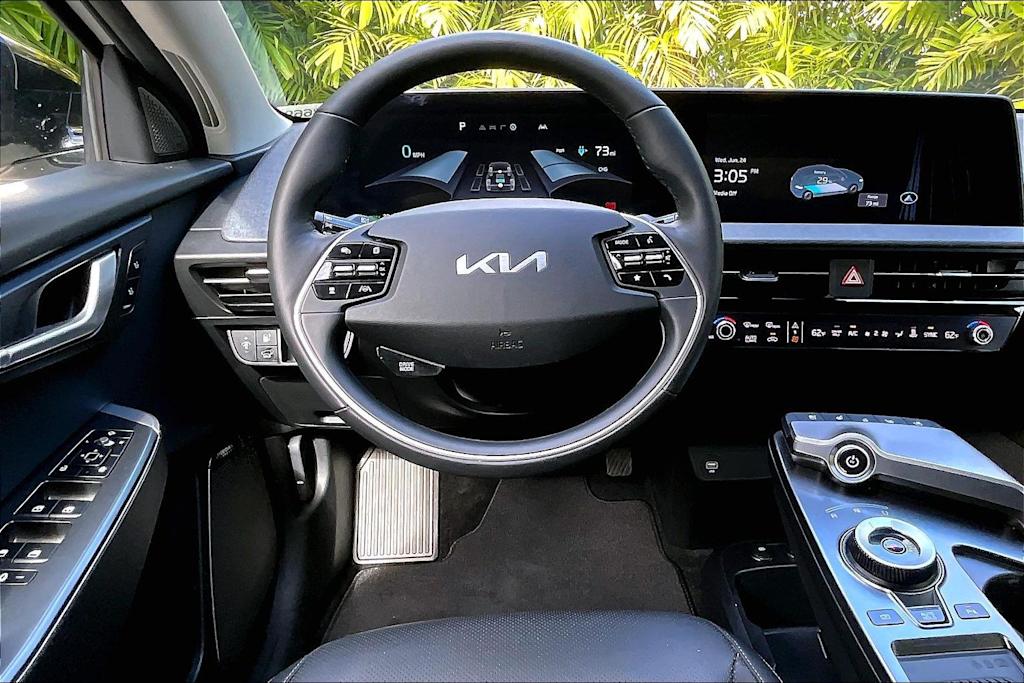 Thumbnail: 2023 Kia EV6 - 13