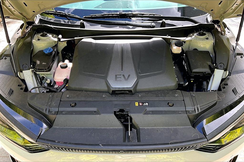 Thumbnail: 2023 Kia EV6 - 8