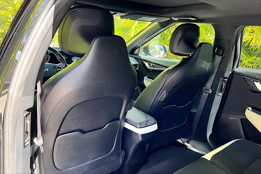 Thumbnail: 2023 Kia EV6 - 13