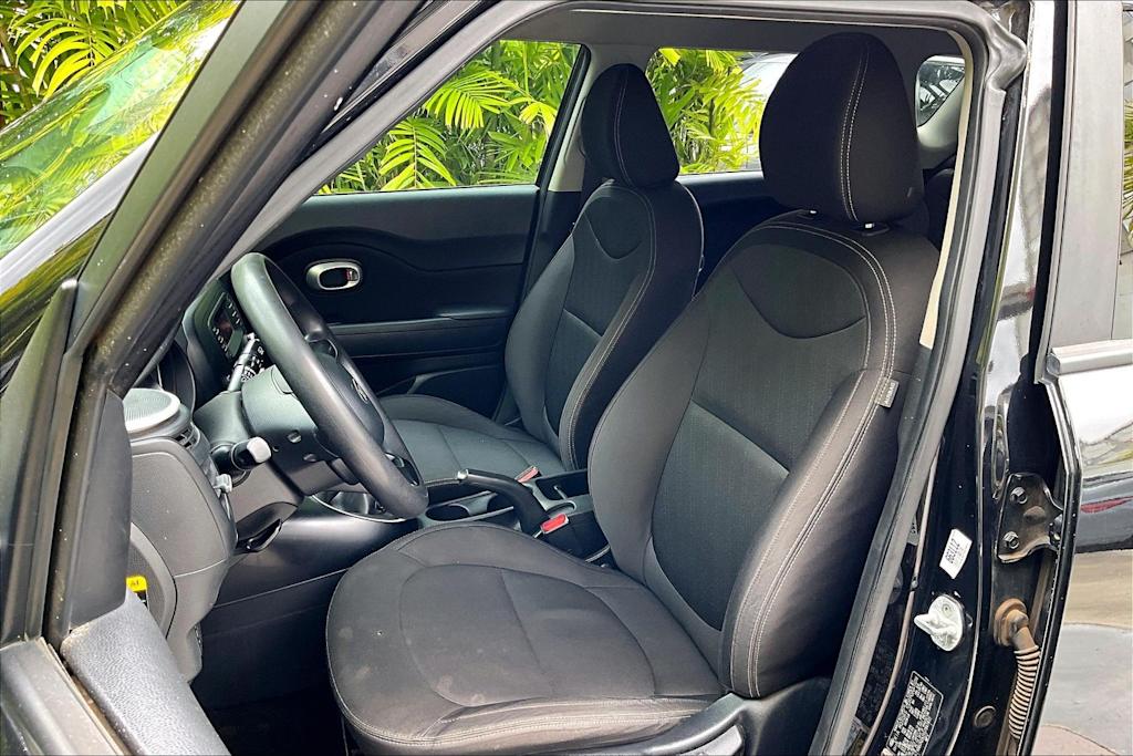 Thumbnail: 2016 Kia Soul - 11