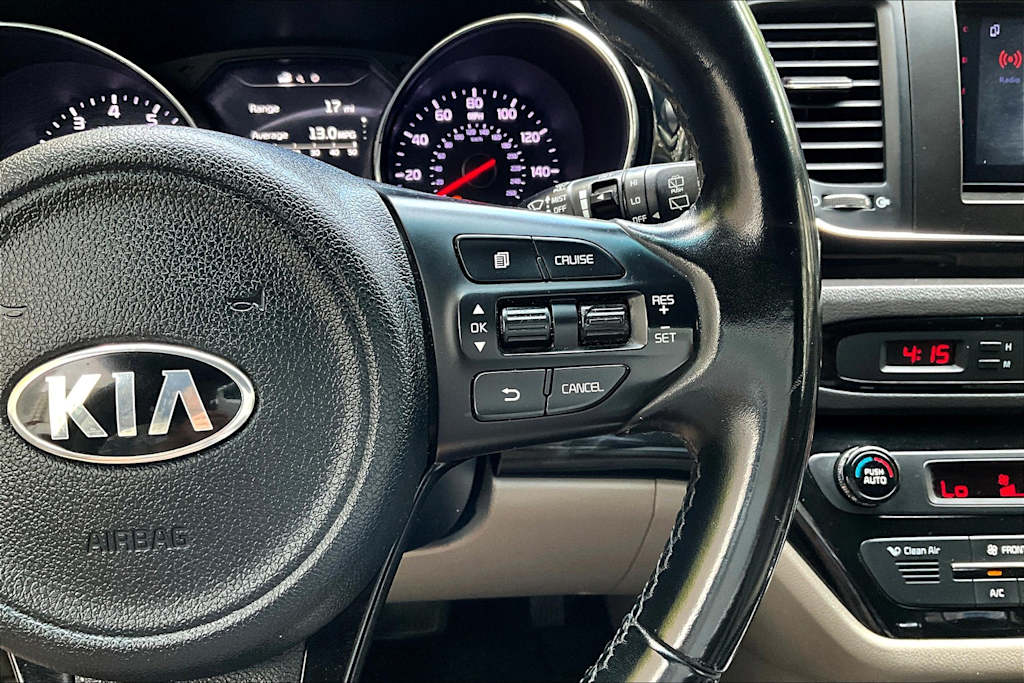 2016 Kia Sedona EX 25