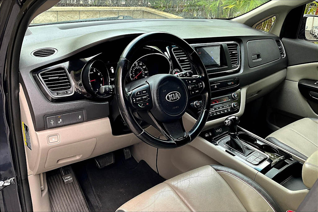 2016 Kia Sedona EX 2