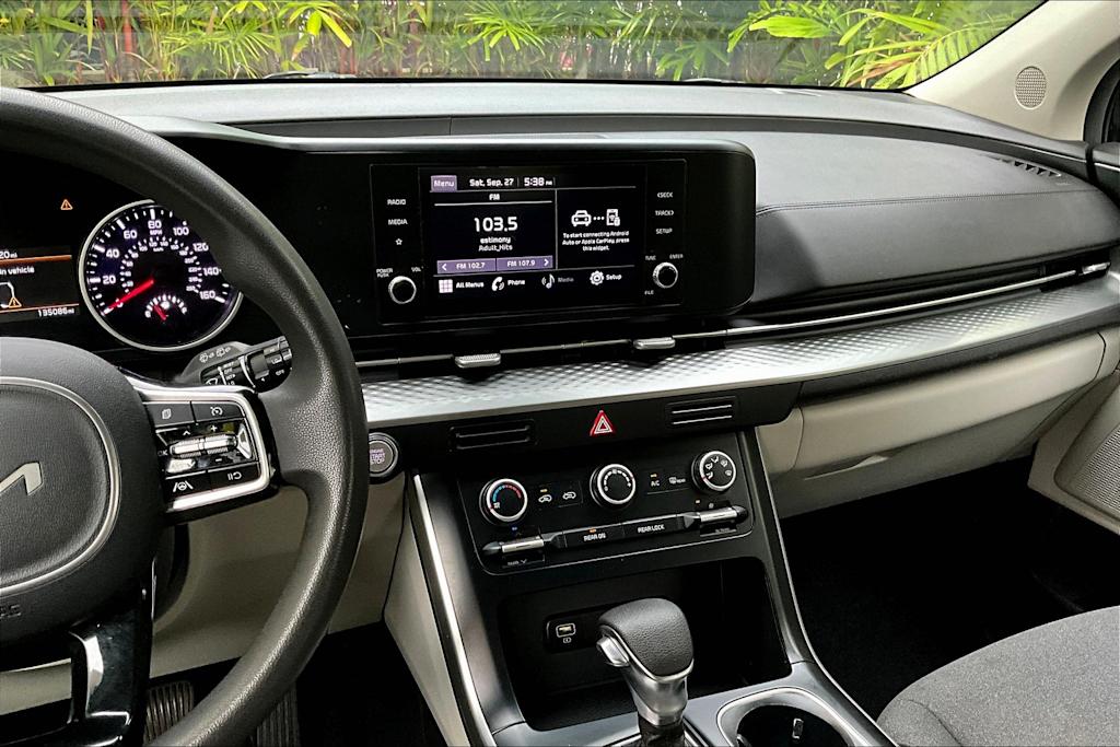 Thumbnail: 2022 Kia Carnival - 15