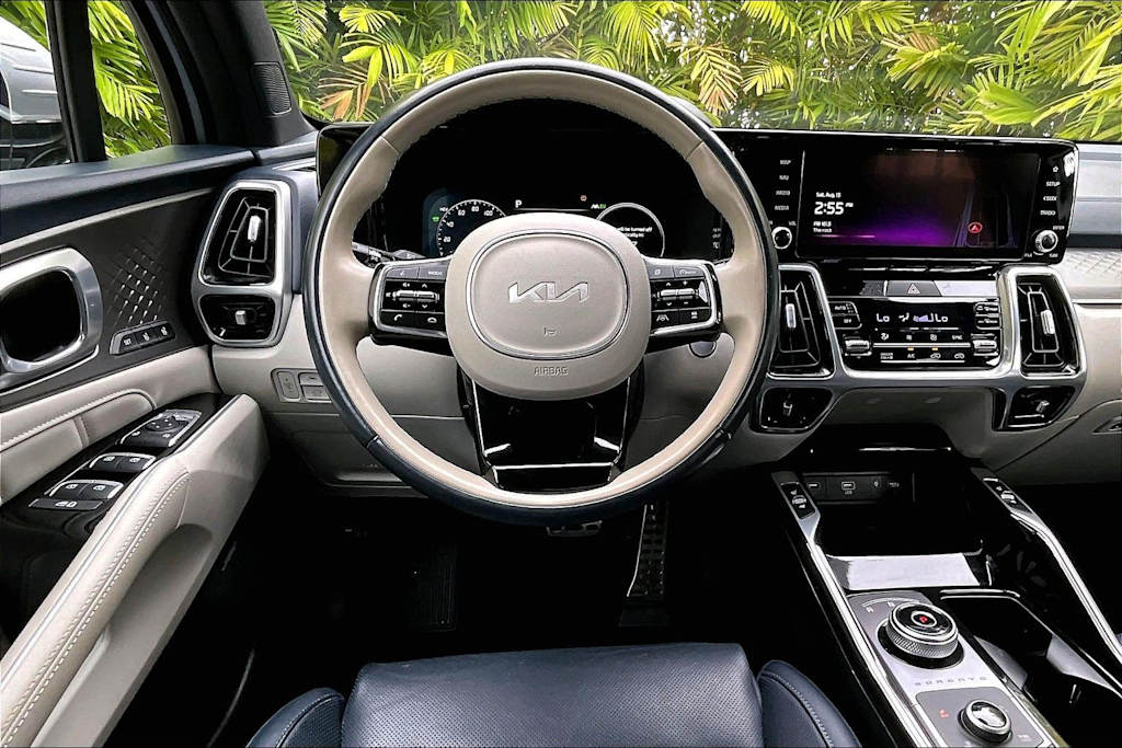 Thumbnail: 2023 Kia Sorento - 14