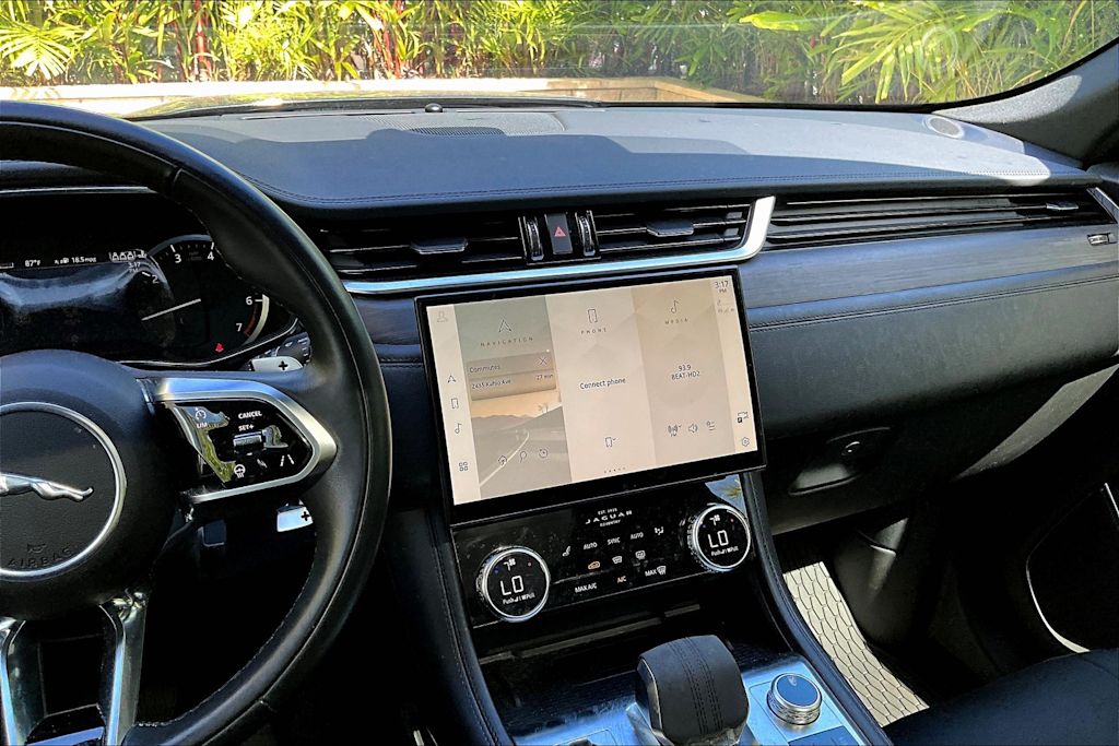 Thumbnail: 2022 Jaguar F-Pace - 9