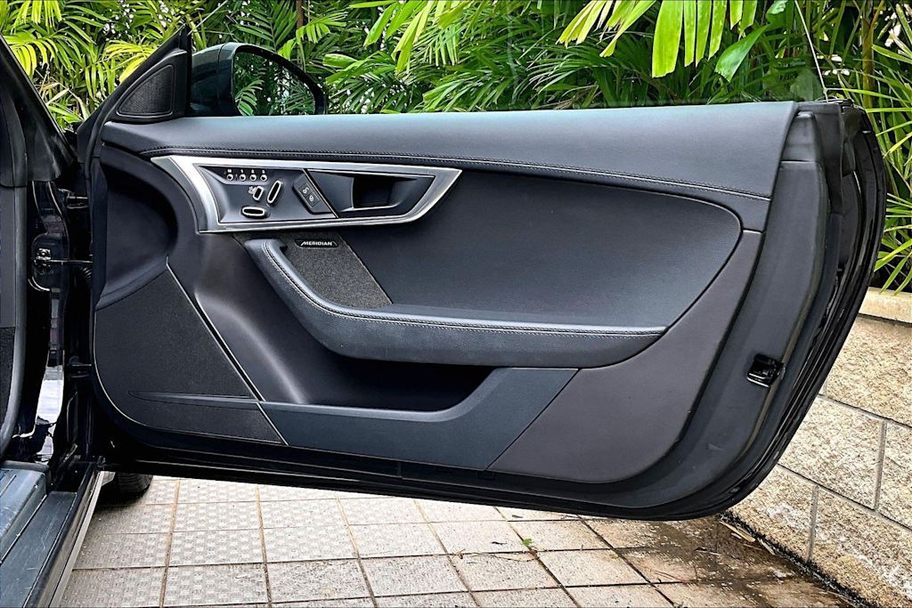 Thumbnail: 2018 Jaguar F-Type - 28