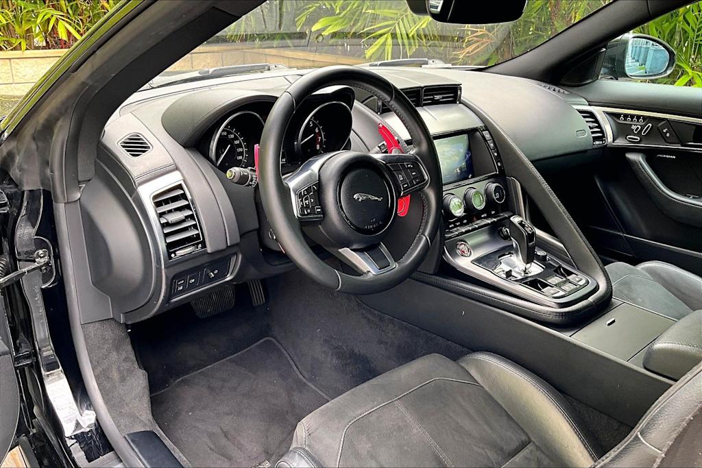 Thumbnail: 2018 Jaguar F-Type - 2